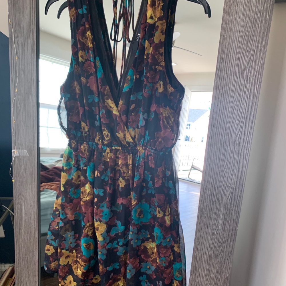 Forever 21 spring flower dress - Size S EUC